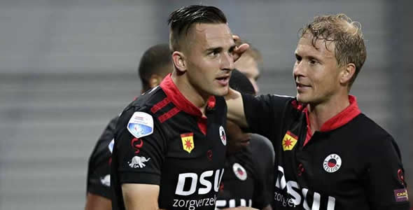 纽卡斯尔联 纽卡斯尔联